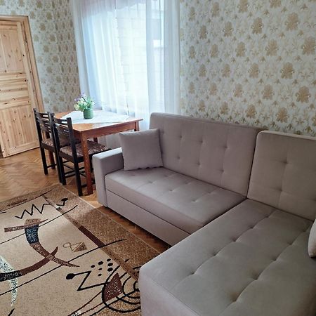 Soliid Apartment Pärnu Esterno foto